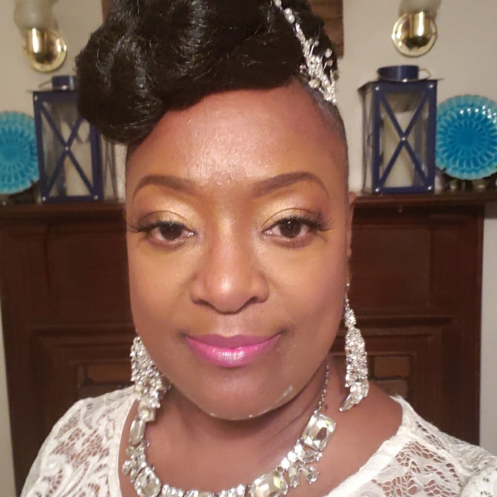 Meet your Posher, Sylvia